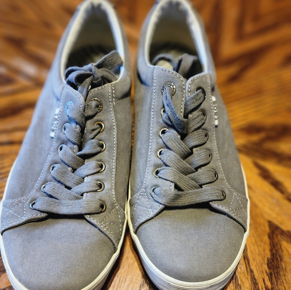 Taos Green Gray Women's Casual Sneakers